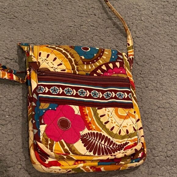 Crossbody Quilted Purse - Picture 2 of 9